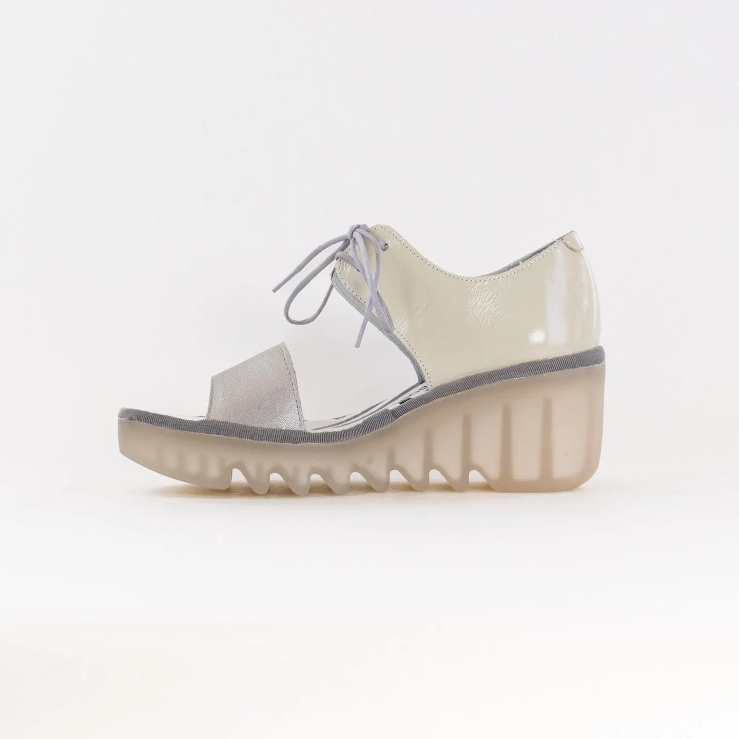 FLY London Crossover Sandals BILU465FLY (Women's) - Silver/Off White