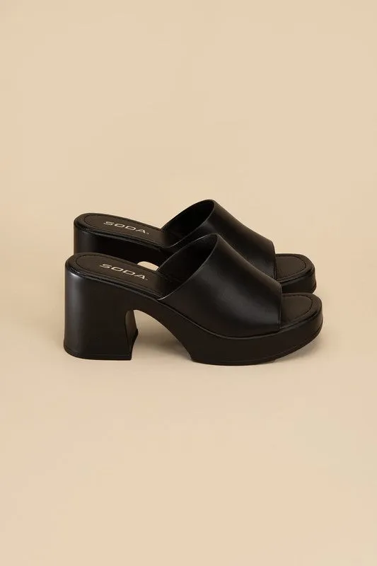 Heels - "Fortune Dynamic" Block Mules