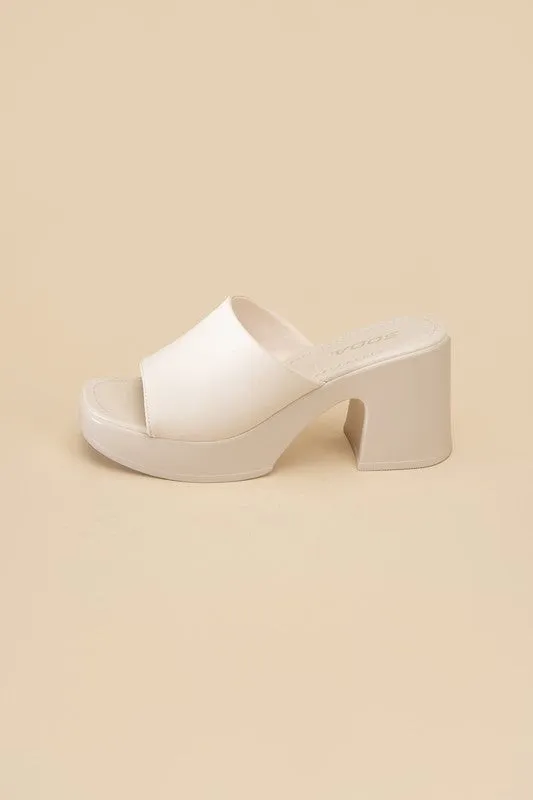 Heels - "Fortune Dynamic" Block Mules