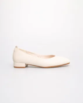 Tomaz YX195 Ladies Classic Flats (White)