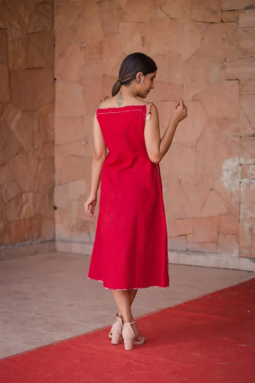 Urmul'Noori' Laal Ishq Cotton string dress.