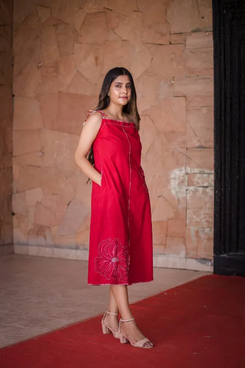 Urmul'Noori' Laal Ishq Cotton string dress.